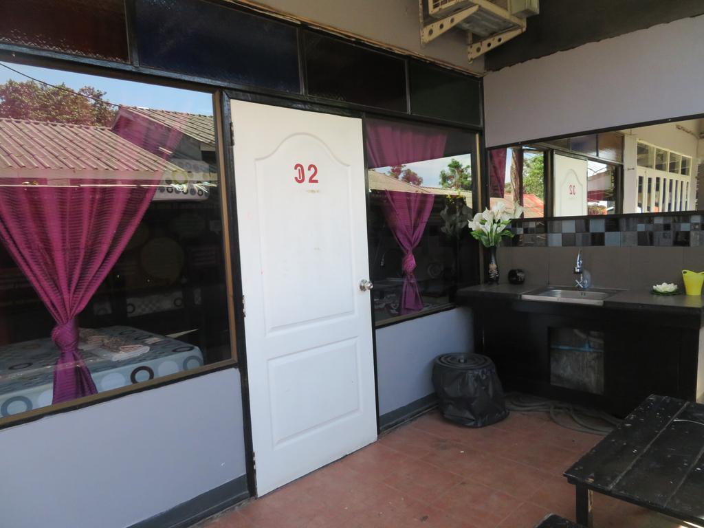 Same Same Guesthouse, Bar & Restaurant (Adults Only) Haad Rin Luaran gambar