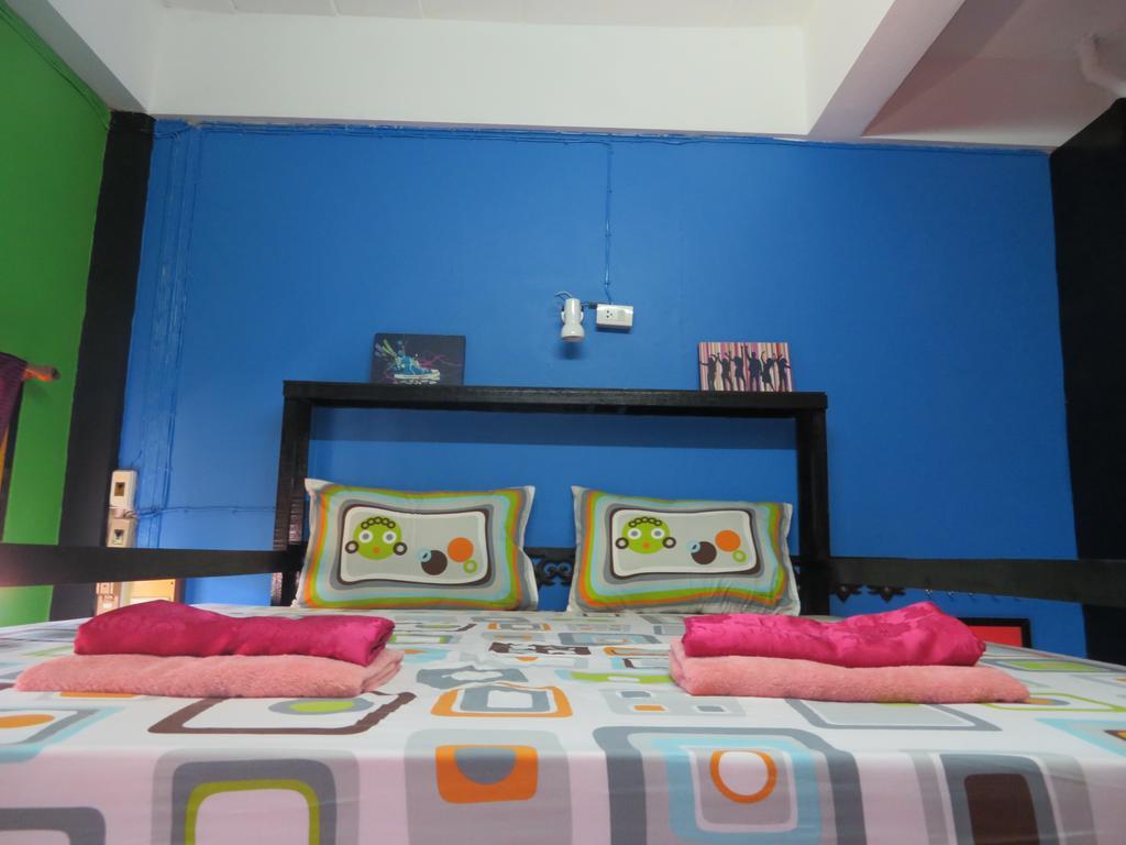 Same Same Guesthouse, Bar & Restaurant (Adults Only) Haad Rin Luaran gambar