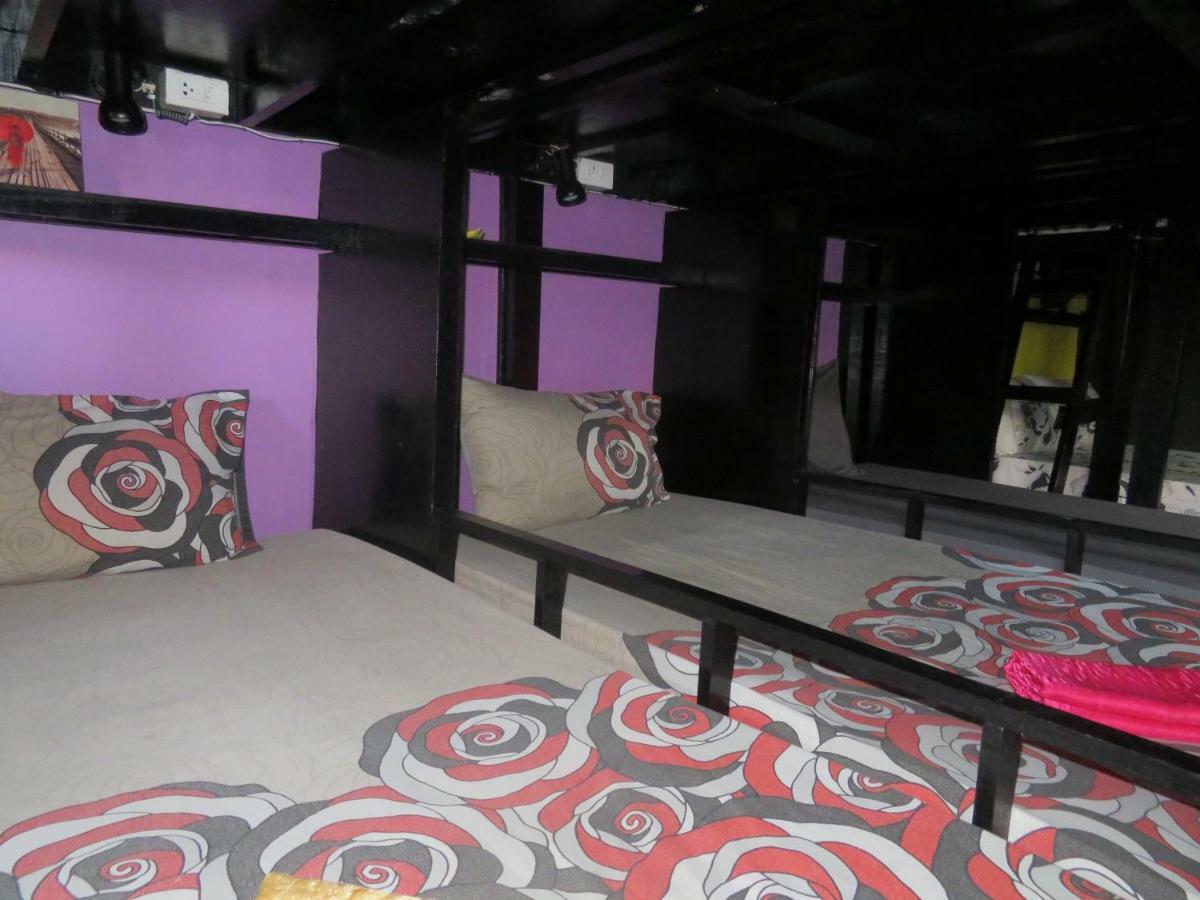 Same Same Guesthouse, Bar & Restaurant (Adults Only) Haad Rin Luaran gambar