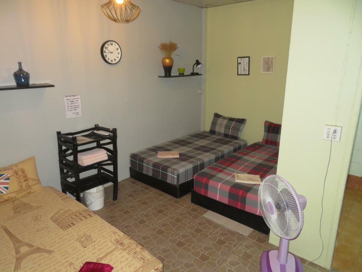 Same Same Guesthouse, Bar & Restaurant (Adults Only) Haad Rin Luaran gambar