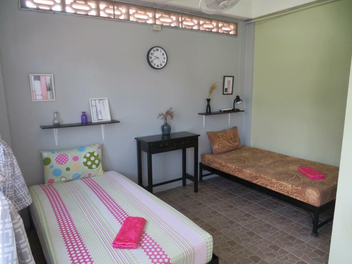 Same Same Guesthouse, Bar & Restaurant (Adults Only) Haad Rin Luaran gambar
