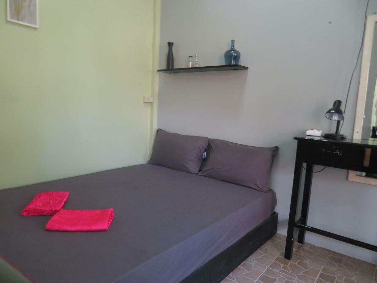 Same Same Guesthouse, Bar & Restaurant (Adults Only) Haad Rin Luaran gambar