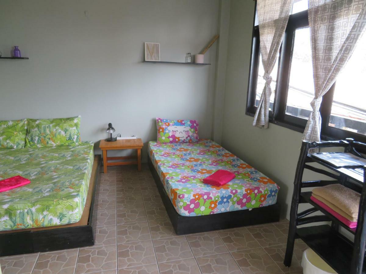 Same Same Guesthouse, Bar & Restaurant (Adults Only) Haad Rin Luaran gambar