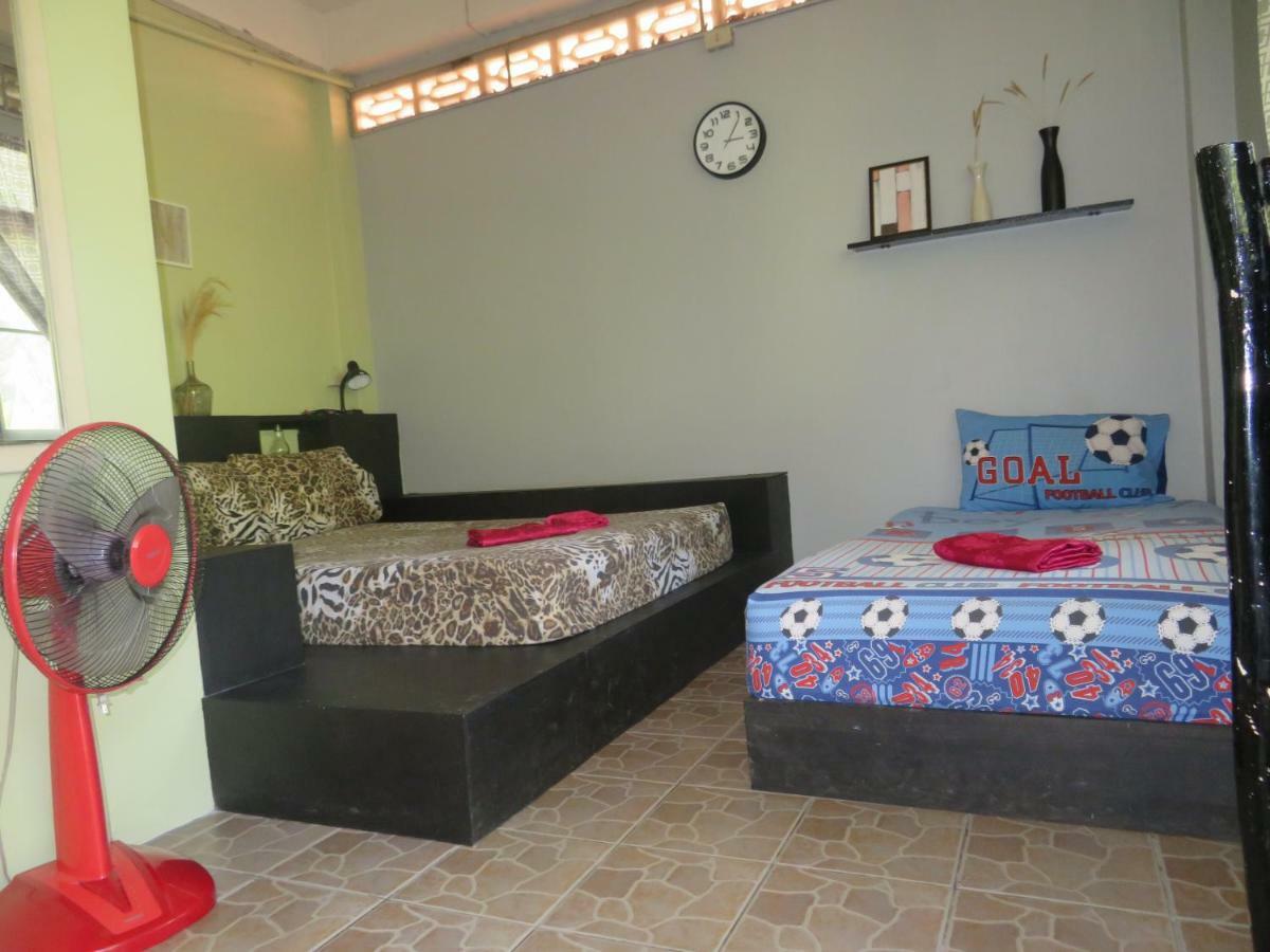 Same Same Guesthouse, Bar & Restaurant (Adults Only) Haad Rin Luaran gambar