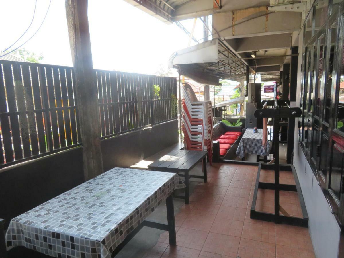 Same Same Guesthouse, Bar & Restaurant (Adults Only) Haad Rin Luaran gambar