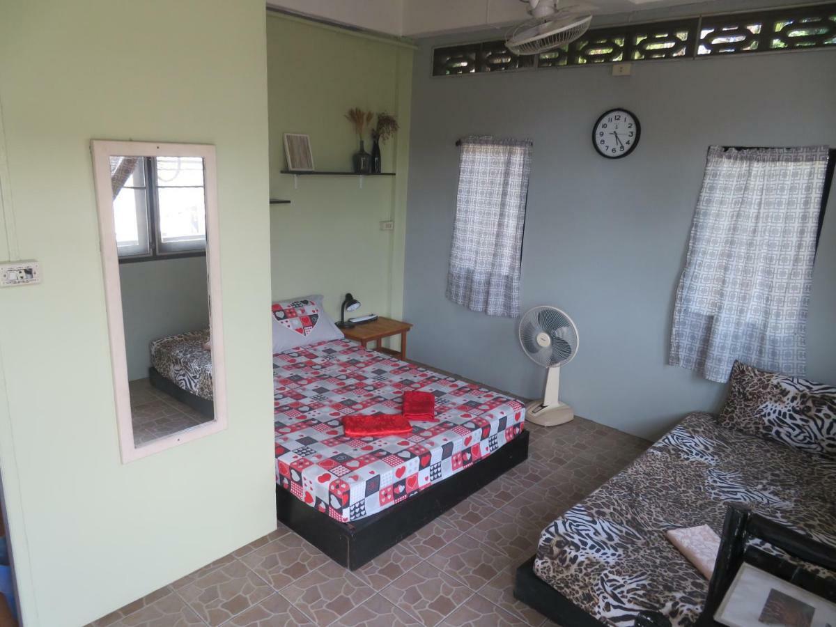 Same Same Guesthouse, Bar & Restaurant (Adults Only) Haad Rin Luaran gambar